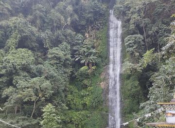 bhutan/trashigang-district/landmark/bongbu-re-waterfall