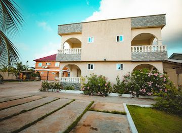 ghana/keta/landmark/agblor-lodge