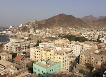 yemen/aden/landmark/tourists-quay-deka