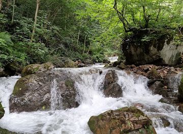 georgia/pshavi/landmark/kapnistavi-waterfall