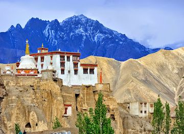 india/leh/landmark/active-adventures-best-tour-operators-in-ladakh-travel-agents-in-leh-excursions-trekking-bike-rental-in-leh-ladakh