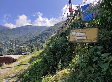 nepal/gosaikunda/landmark/mini-gosainkunda