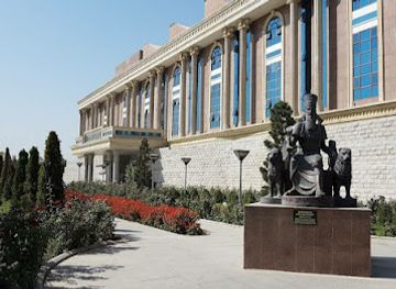 tajikistan/dushanbe/shah-mansur/landmark/statue-of-cyrus-the-great