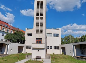 czechia/hradec-kralove/landmark/farni-urad-cirkve-ceskoslovenske-husitske