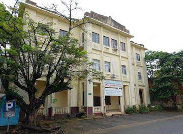 cameroon/douala/bonanjo/landmark/ancien-siege-de-la-woermann-linie