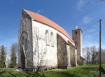 estonia/saaremaa/landmark/valjala-church