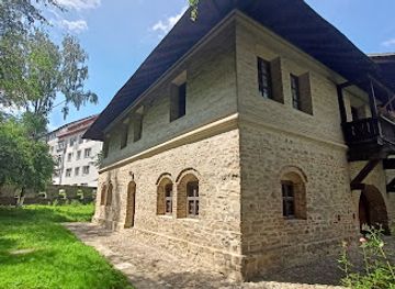 romania/suceava/landmark/hanul-domnesc