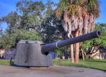 florida/sun-coast/landmark/historic-fort-desoto