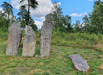 sweden/bohuslan/landmark/vrangstad-gravfalt