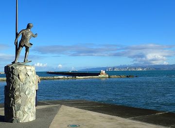 new-zealand/gisborne/landmark/young-nick-statue