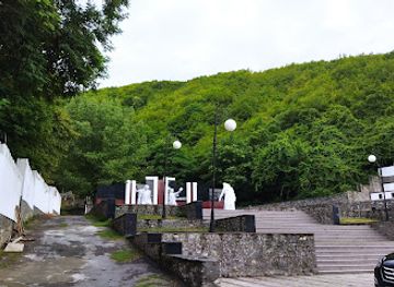 azerbaijan/sheki/landmark/shidlr-xiyabani