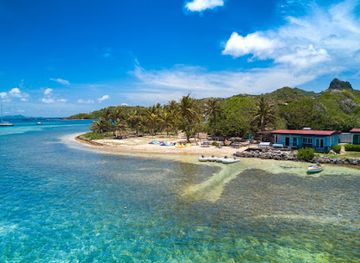 saint-vincent-and-the-grenadines/palm-island/landmark/jt-pro-center