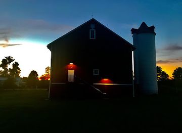 ohio/grand-river-valley/landmark/case-barlow-farm