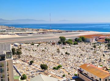 gibraltar/rosia-bay/landmark/northern-defences