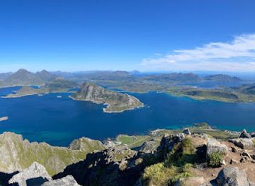 norway/lofoten-islands/landmark/stornapptinden