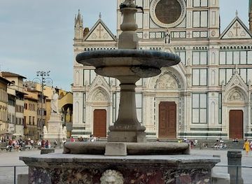 italy/florence/santa-croce/landmark/tomb-of-leonardo-bruni
