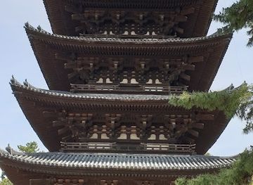 japan/nara/landmark/naramachi-nigiwai-no-le