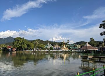 thailand/mae-hong-son/landmark/nong-chong-kham-public-park