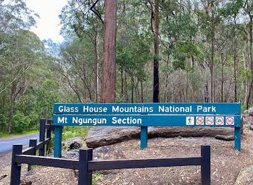 australia/sunshine-coast/landmark/glass-house-mountains-national-park