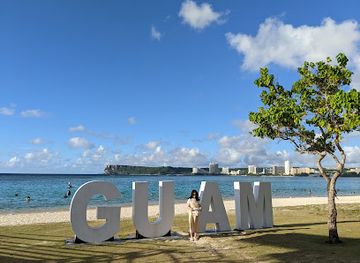 guam/ypao-beach-park/landmark/ypao-beach-parking