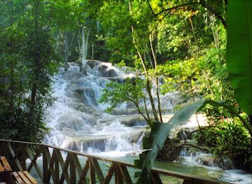 jamaica/ocho-rios/landmark/karandas-tours