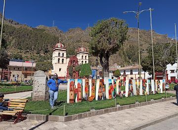 peru/huancavelica/landmark/plaza-de-armas-de-huancavelica