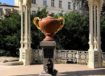 czechia/karlovy-vary/landmark/dvorakovy-sady