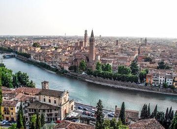 italy/verona/landmark/piazzale-castel-s-pietro
