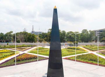 benin/cotonou/akpakpa/landmark/monument-aux-devoues