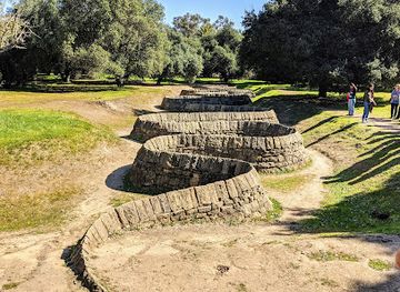california/palo-alto/landmark/stone-river-by-andy-goldsworthy