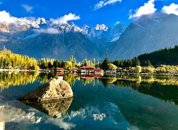 pakistan/skardu/landmark/karakoram-rent-a-car-services