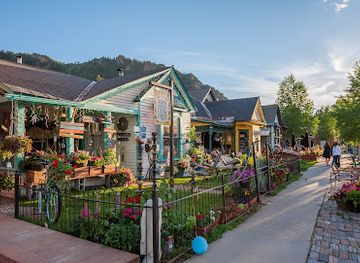 colorado/aspen/landmark/aspen-emporium