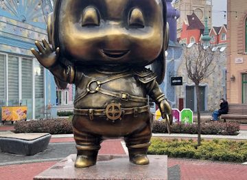 uzbekistan/tashkent/chilanzar/landmark/fanikl