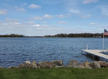 iowa/iowa-great-lakes/landmark/five-island-lake