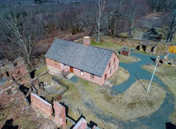 connecticut/hartford-county/landmark/old-new-gate-prison-copper-mine-seasonal