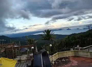 Fora Rotunda Tagaytay by Filinvest