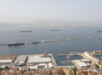 gibraltar/gibraltar-harbour/landmark/cathedral-of-st-mary-the-crowned