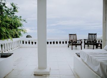 madagascar/ifaty/landmark/princesse-du-lagon