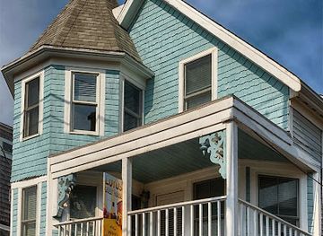 massachusetts/provincetown/landmark/lotus-provincetown