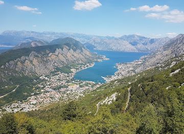 montenegro/zeta-plain/landmark/serpentine