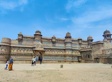 india/gwalior/landmark/archaeological-museum