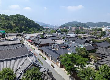 south-korea/jeonju/landmark/jeonmang-cafe-guesthouse