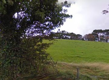 ireland/county-tipperary/landmark/old-sulpher-mine-pit