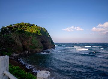 philippines/ilocos-norte/pagudpud/landmark/pagudpud-beach