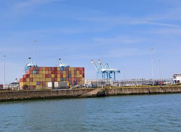 belgium/zeebrugge/landmark/harbor-cruises-franlis