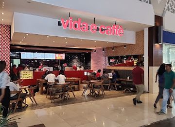 mauritius/moka/landmark/vida-e-caffe-bagatelle