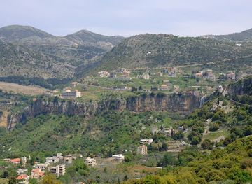 lebanon/metn/landmark/fortress-of-niha