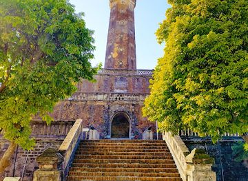 vietnam/hanoi/landmark/hanoi-flagtower