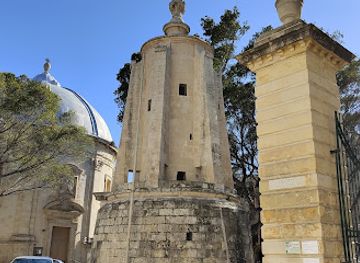 malta/valletta/landmark/wignacourt-fountain
