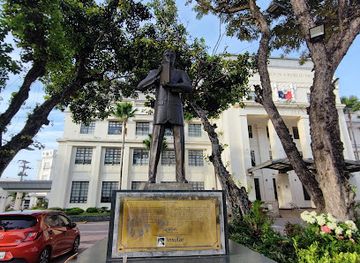 philippines/cebu/landmark/senator-vicente-rama-monument